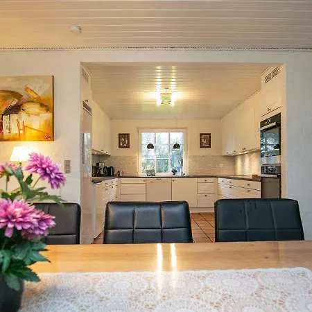 Enormous Holiday In With Swimming Pool